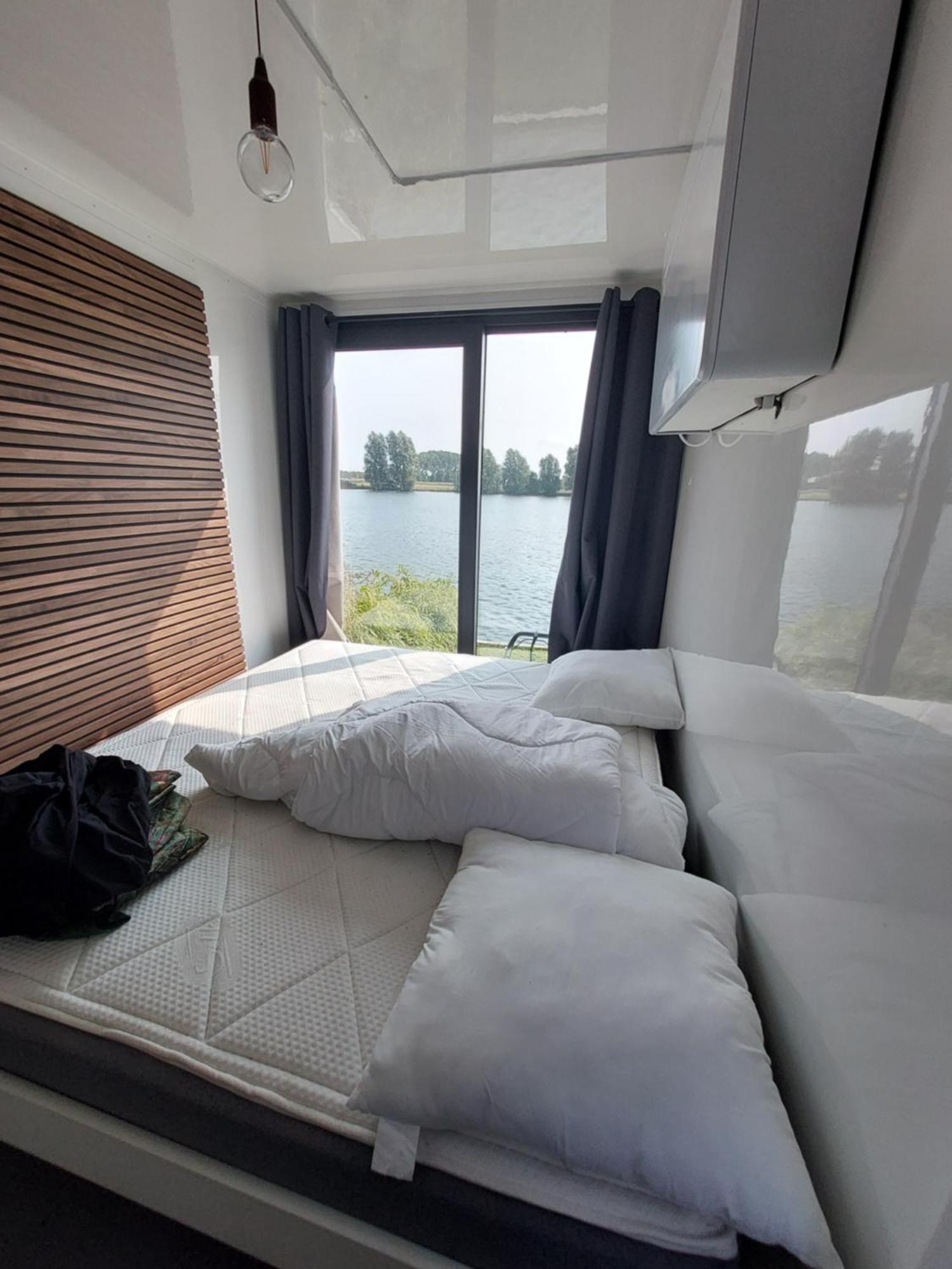 Lakeside Wevelgem Exterior photo
